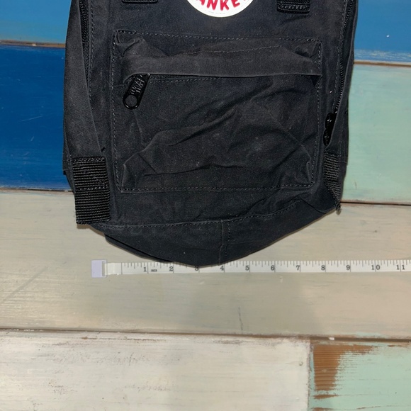 Fjallraven Kanken Mini Backpack in Black - Picture 3 of 6